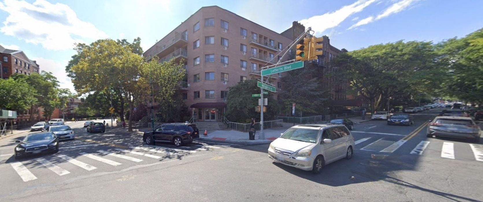 11882 Metropolitan Avenue Kew Gardens Mixed Use Medical Office Retail  Condo 1B